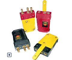 Conector Tripin 20 Amp.